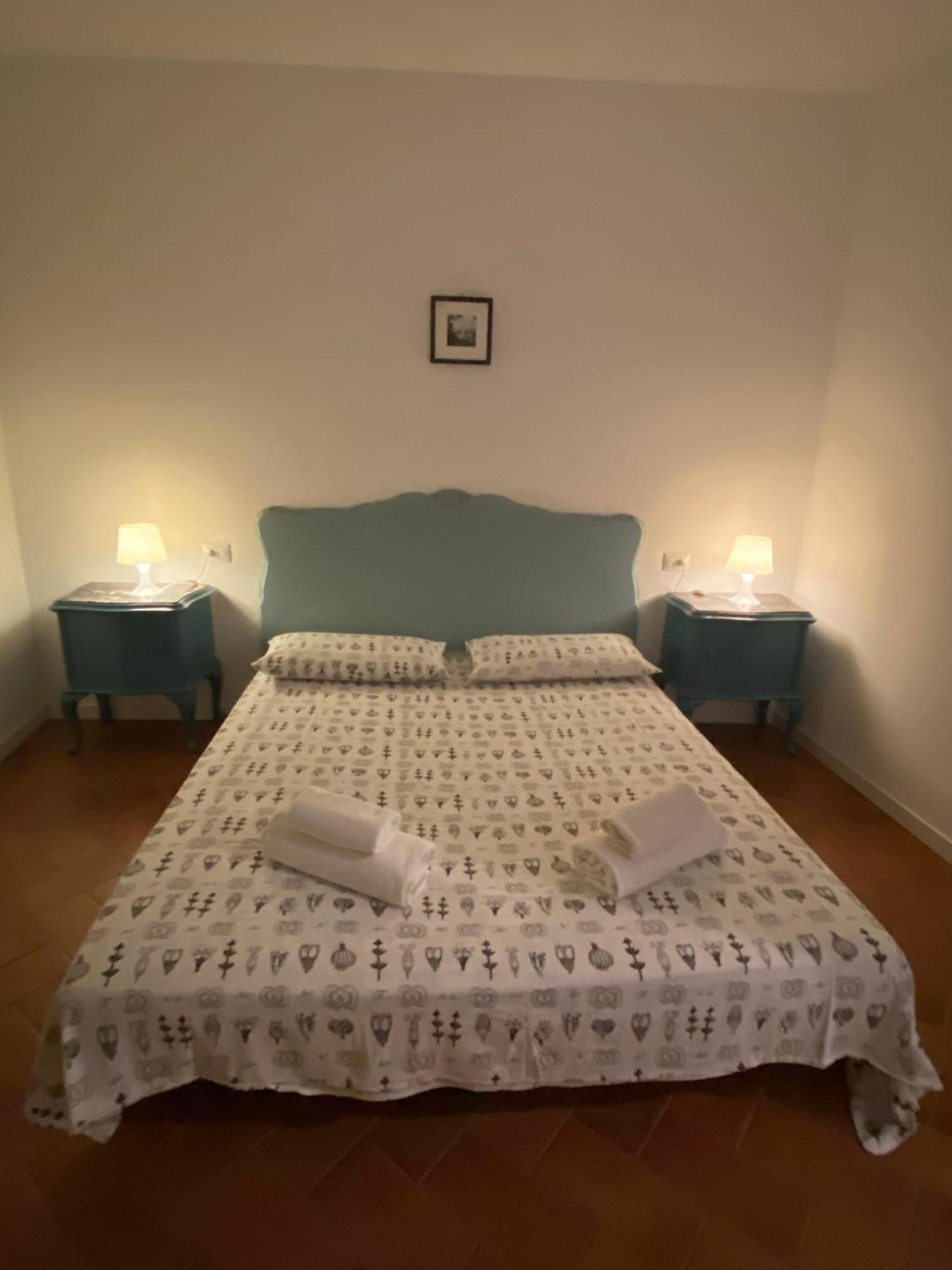 Holiday House Alla Torre Mandello del Lario Exteriör bild
