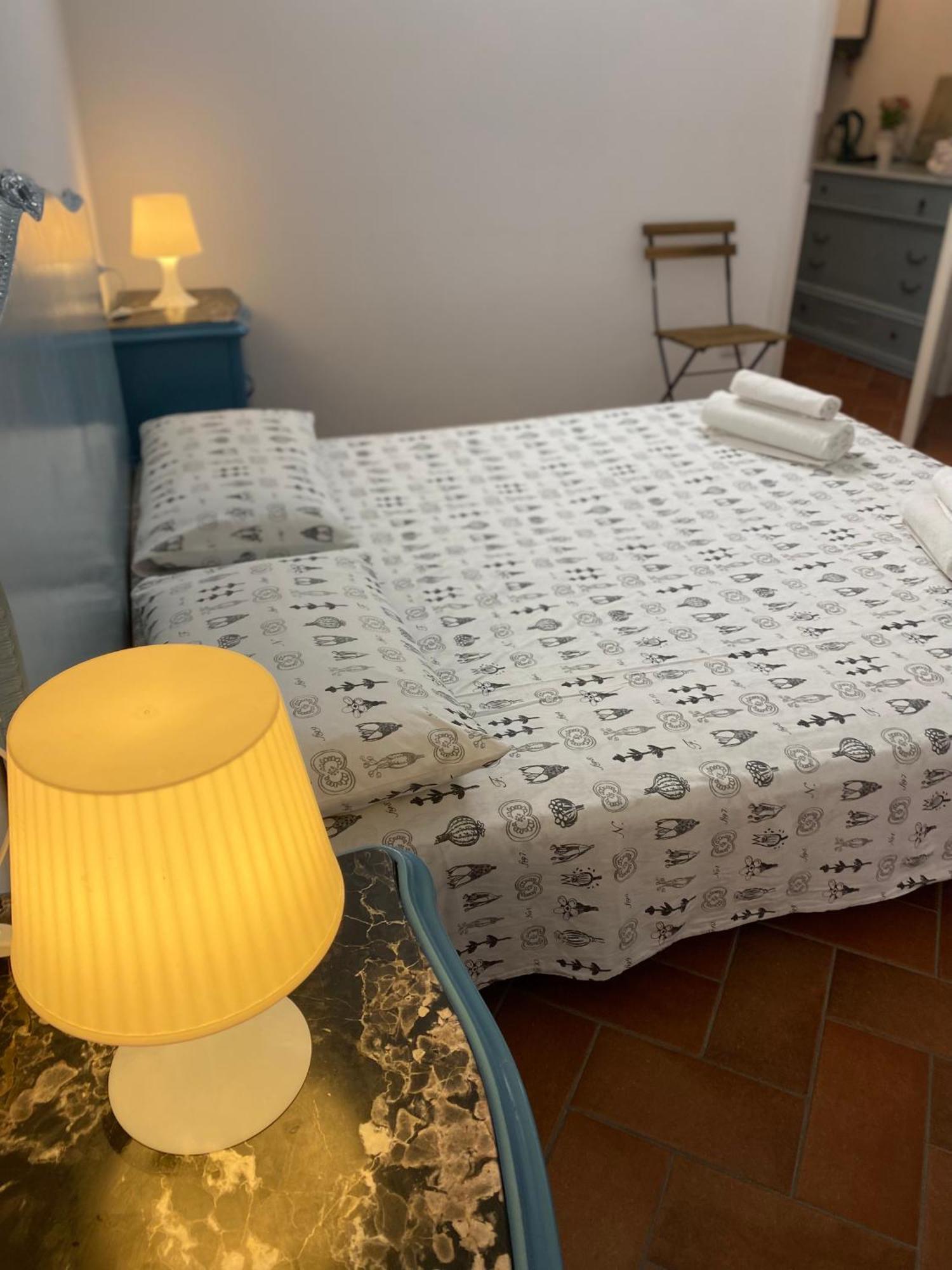 Holiday House Alla Torre Mandello del Lario Exteriör bild